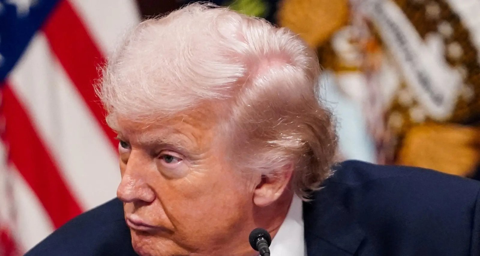 Trump afirma que EUA bombardearam alvos militares na Ilha Kharg, principal terminal petrolífero do Irã - Imagem do artigo