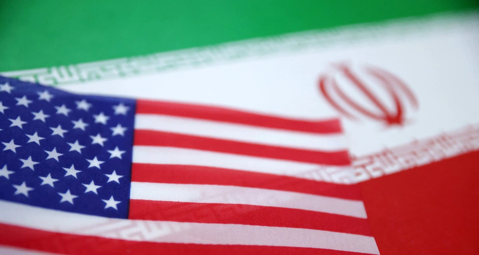 Presidente da FCC ameaça cassar licenças de TV por cobertura da guerra contra o Irã - Imagem do artigo