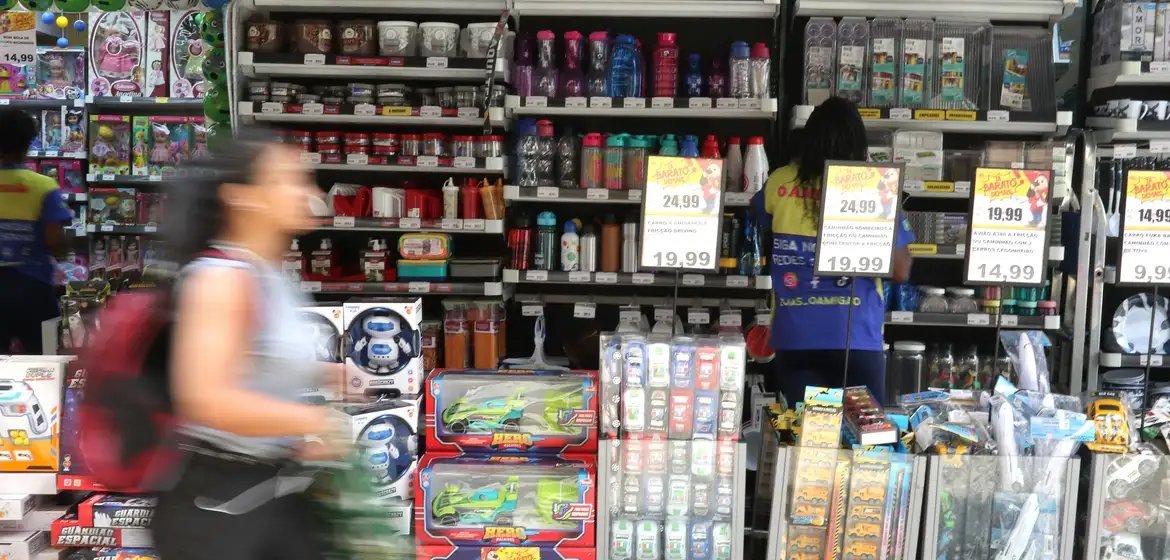 IBC-Br sobe 0,8% em janeiro, mas economistas veem ritmo menor adiante - Imagem do artigo