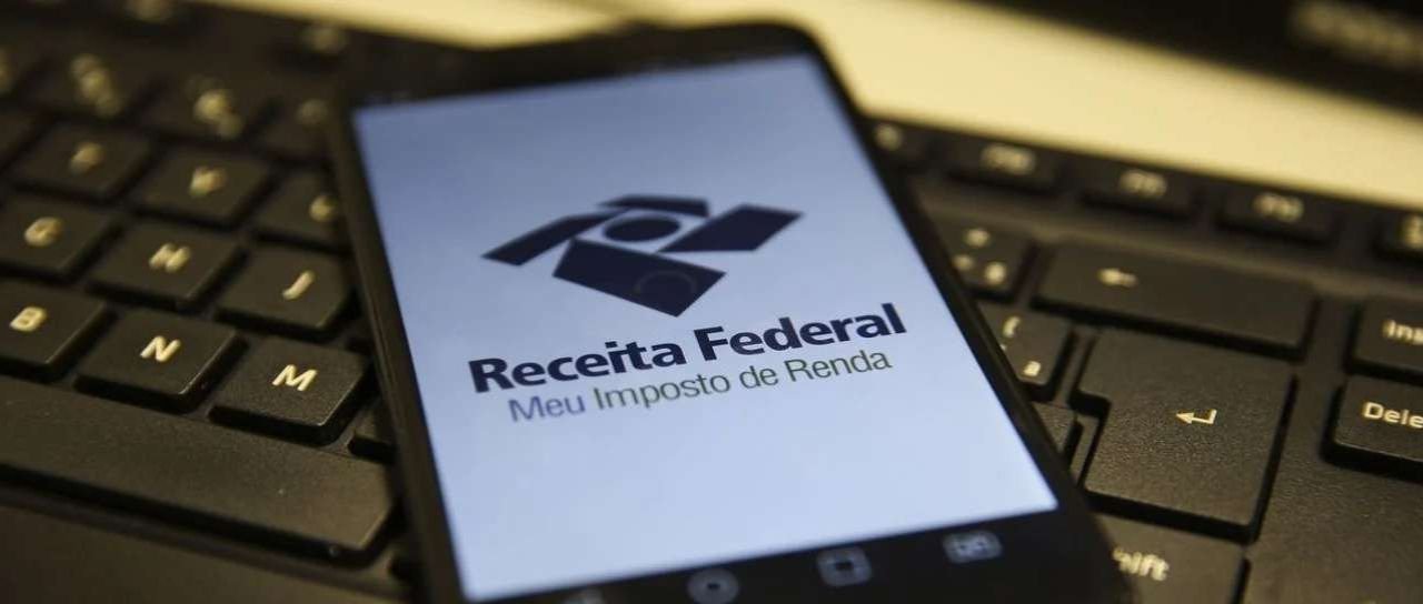 Restituição do Imposto de Renda 2026 será paga em quatro lotes; confira as datas - Imagem do artigo