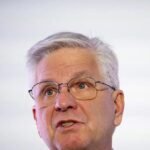 Membro do Fed revela que quase apoiou corte de juros, mas preocupa-se com alta do petróleo