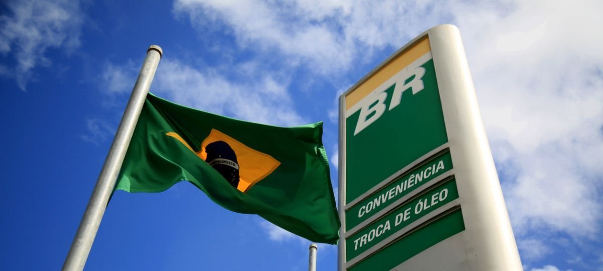 Petrobras descarta reajuste imediato do diesel e mantém estratégia de amortecer volatilidade externa - Imagem do artigo